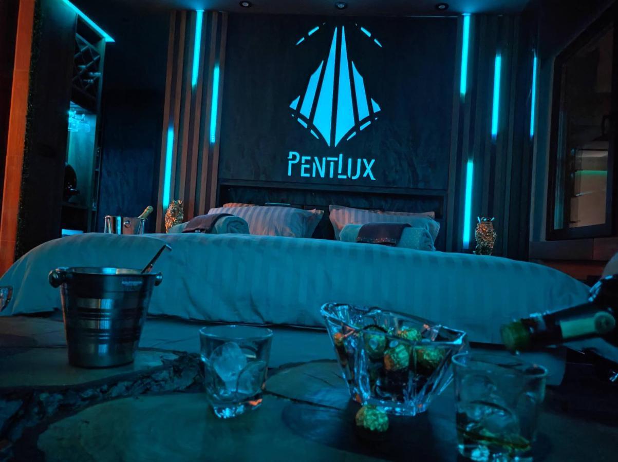 Pentlux - Spa Penthouse In The Heart Of Üsküp Dış mekan fotoğraf