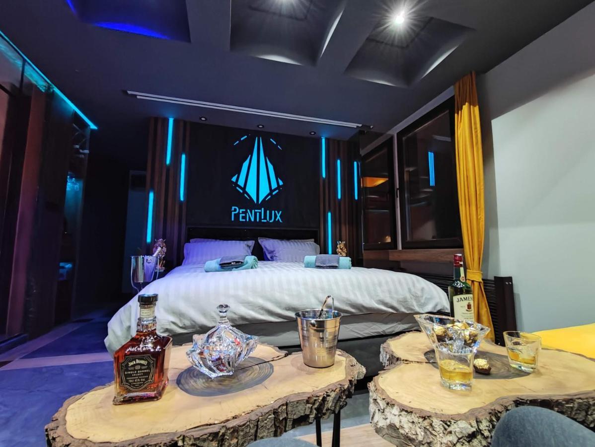 Pentlux - Spa Penthouse In The Heart Of Üsküp Dış mekan fotoğraf